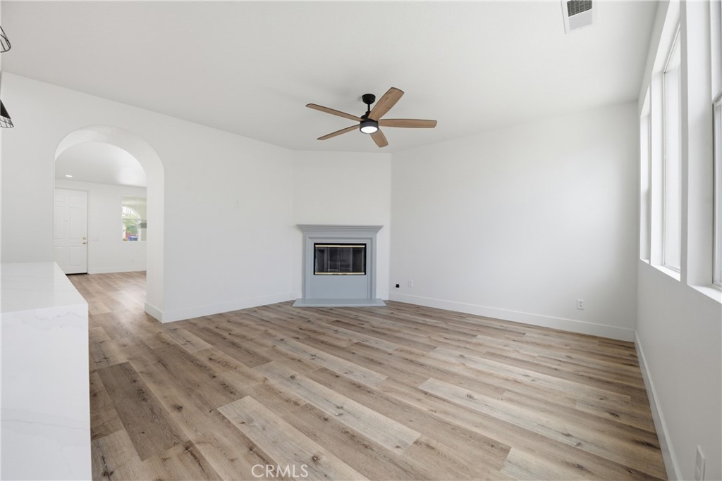 5177 Bluegrass Way Property Photo 8