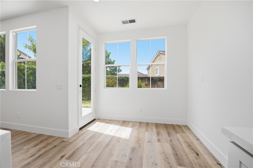 5177 Bluegrass Way Property Photo 12
