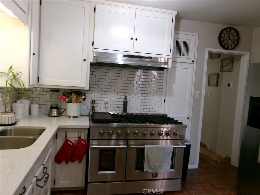 3720 Camellia Property Photo 2