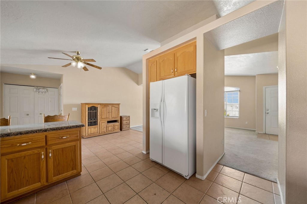 11906 Apatite Avenue Property Photo 28