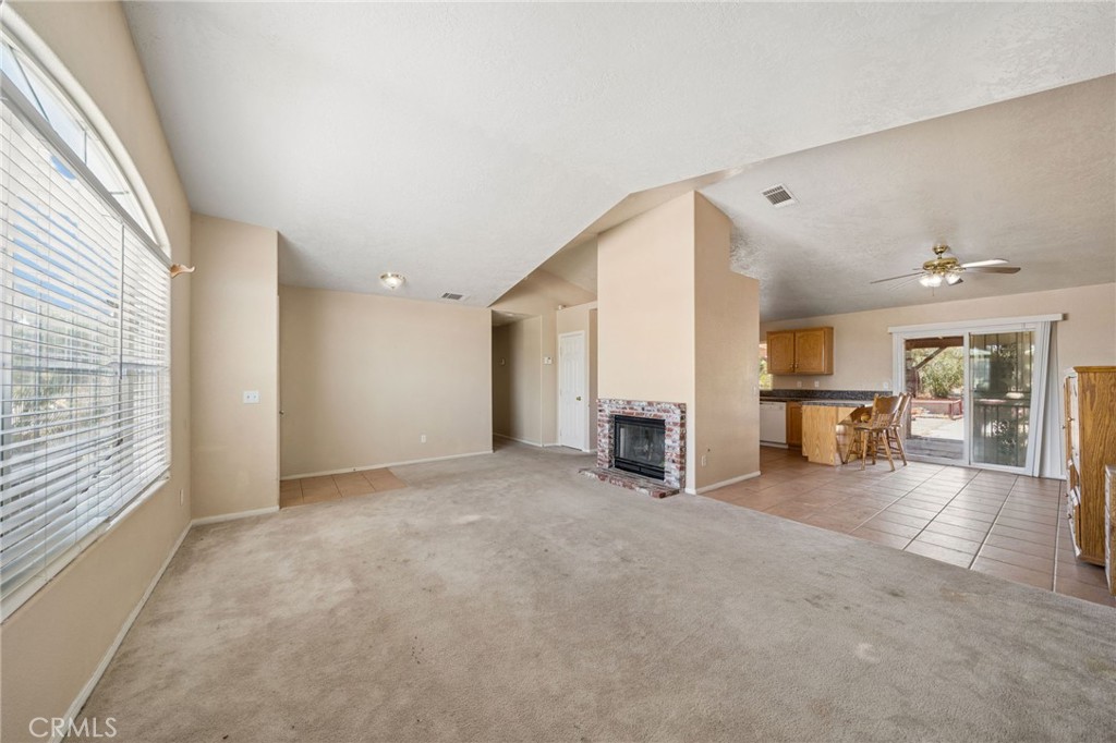 11906 Apatite Avenue Property Photo 50