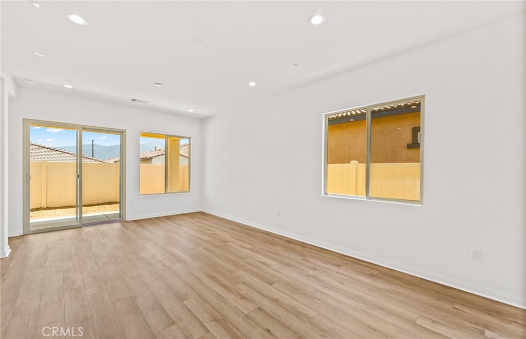 11973 Hillsong Drive Property Photo 13