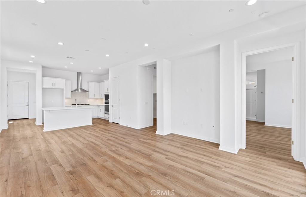 23676 Shoal Drive Property Photo 3
