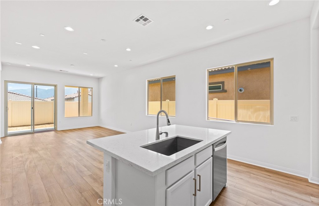 23676 Shoal Drive Property Photo 11