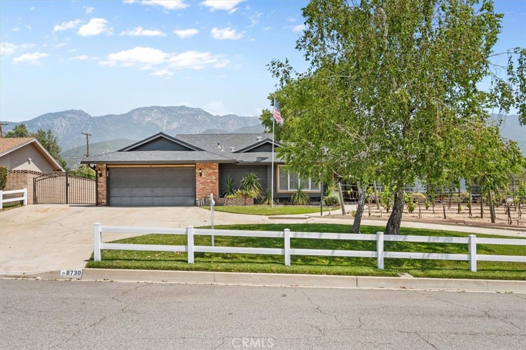 8730 Rancho Property Photo 3