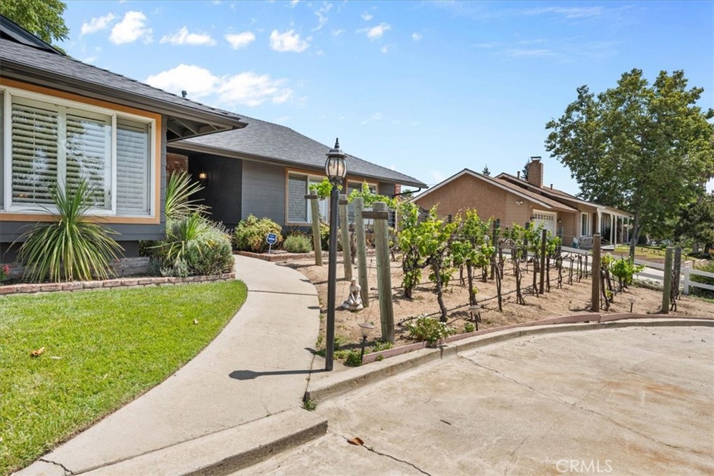 8730 Rancho Property Photo 4