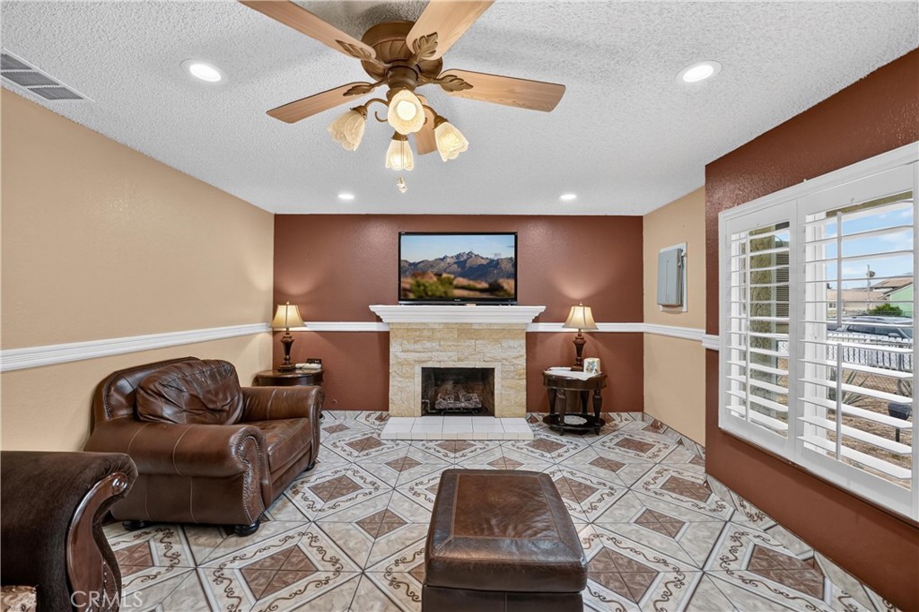 24251 Brodiaea Property Photo 7