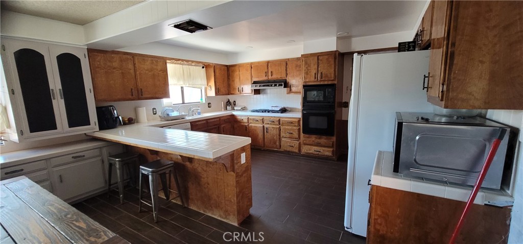26820 Oxford Court Property Photo 8