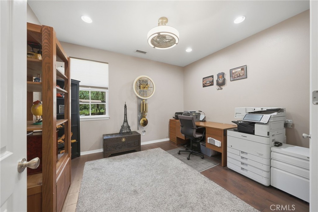 28382 Beacon Bay Circle Property Photo 10
