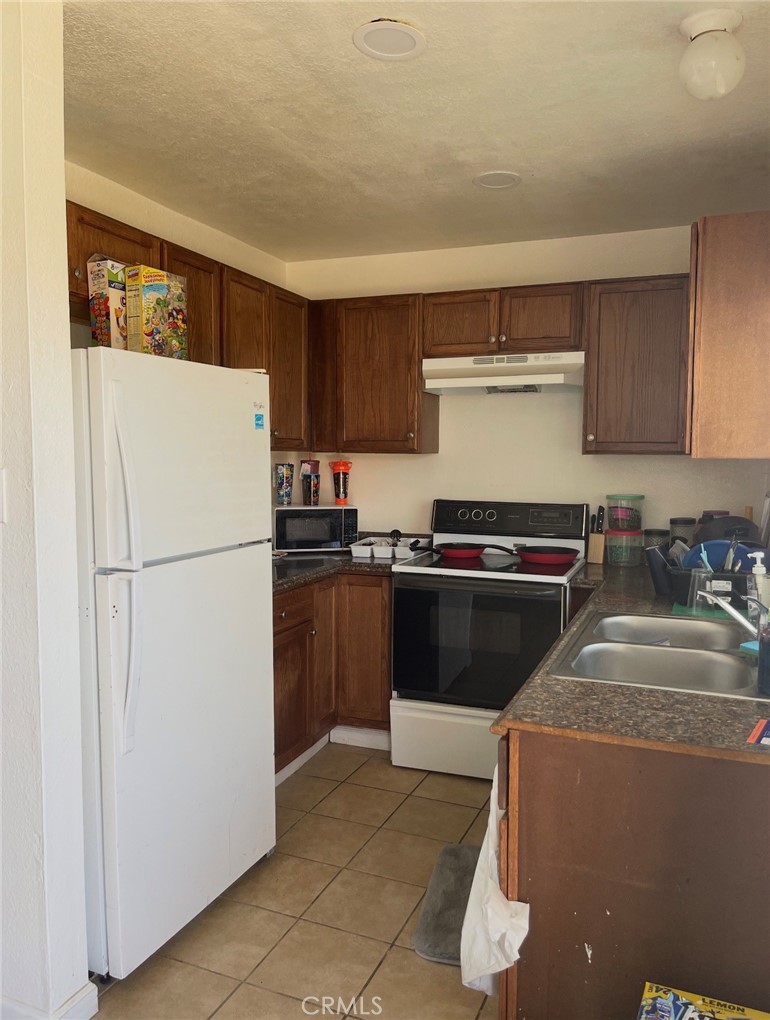 9389 N Loop Boulevard Property Photo 10