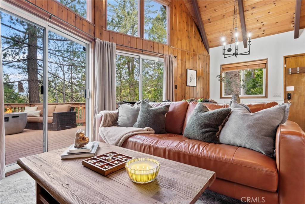 269 Massive Property Photo 2