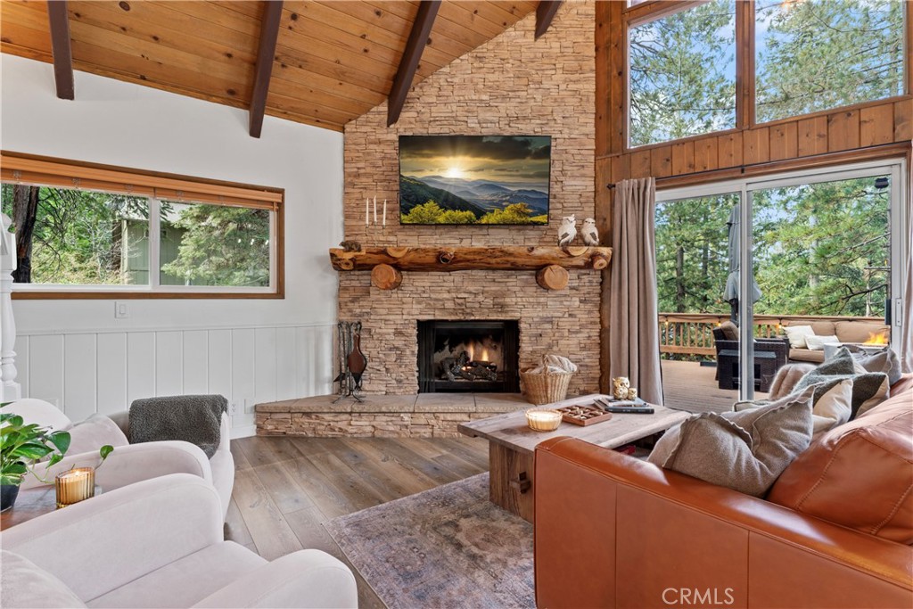 269 Massive Property Photo 4