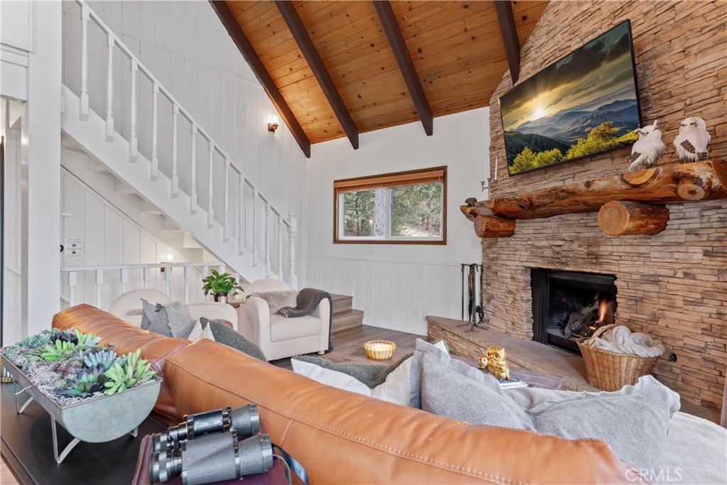 269 Massive Property Photo 27