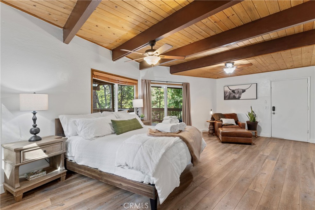269 Massive Property Photo 35