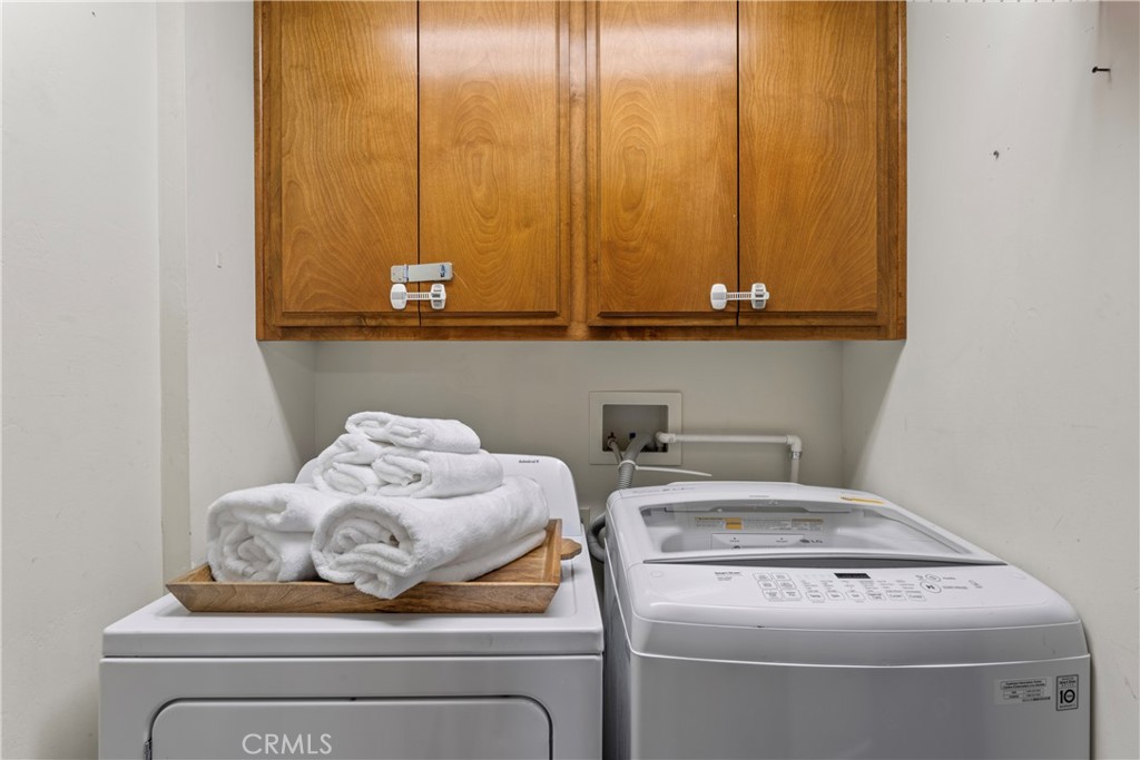 269 Massive Property Photo 41