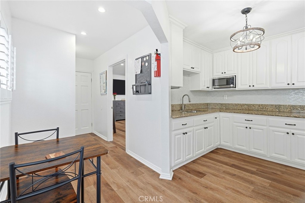 4027 La Salle Property Photo 11
