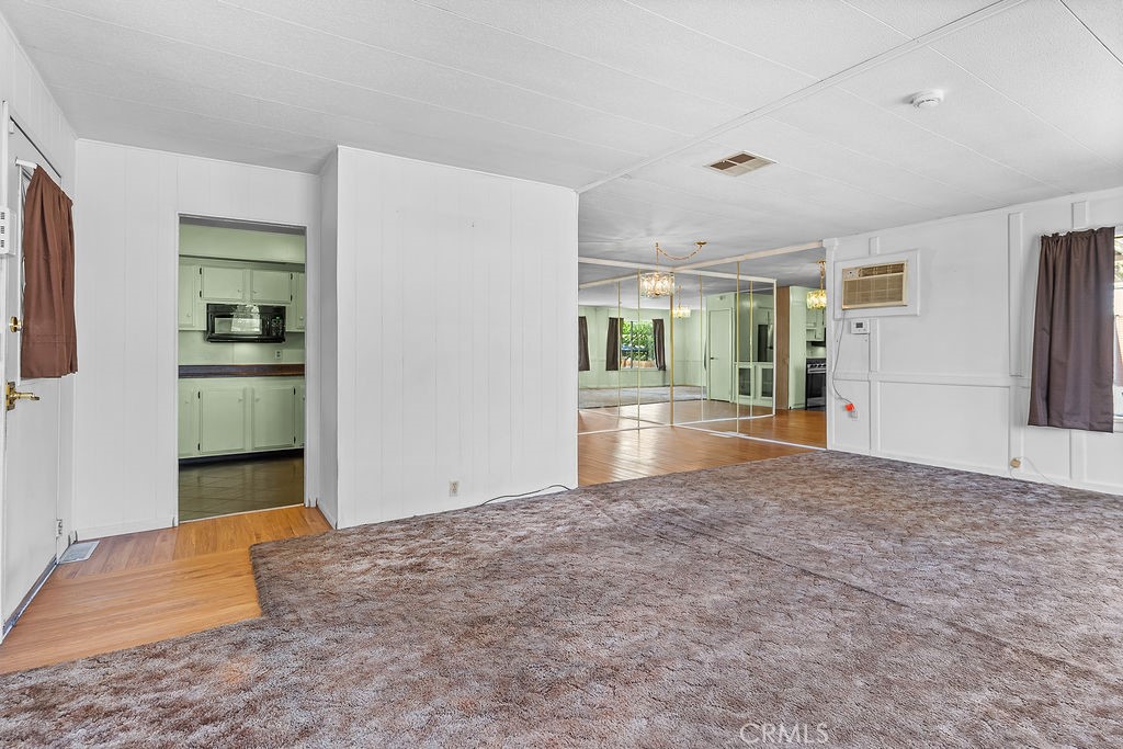 18772 Bellflower Street 5 Property Photo 6