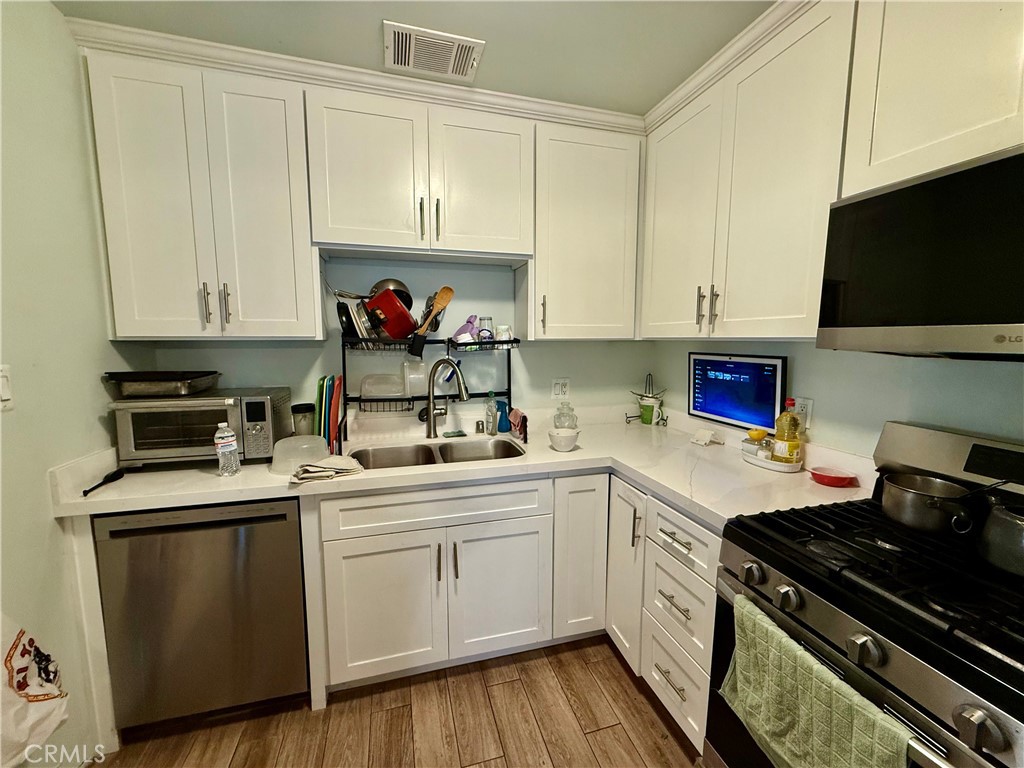 11822 Mac Murray Street Property Photo 17