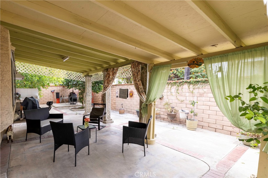 11517 Barrett Property Photo 8