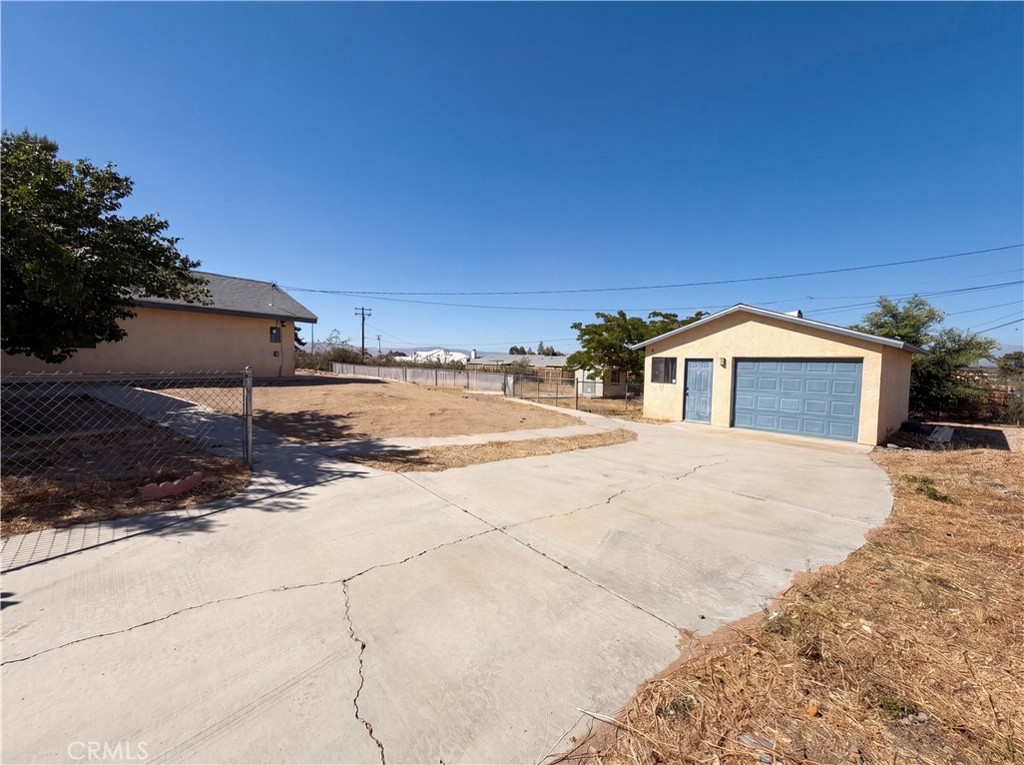 15852 Mandan Property Photo 5