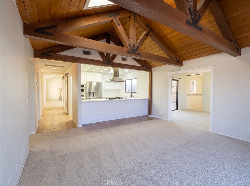 15852 Mandan Property Photo 6