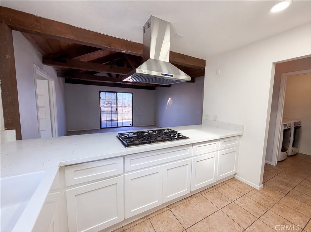 15852 Mandan Property Photo 7