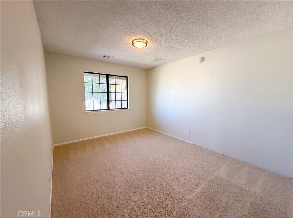 15852 Mandan Property Photo 12