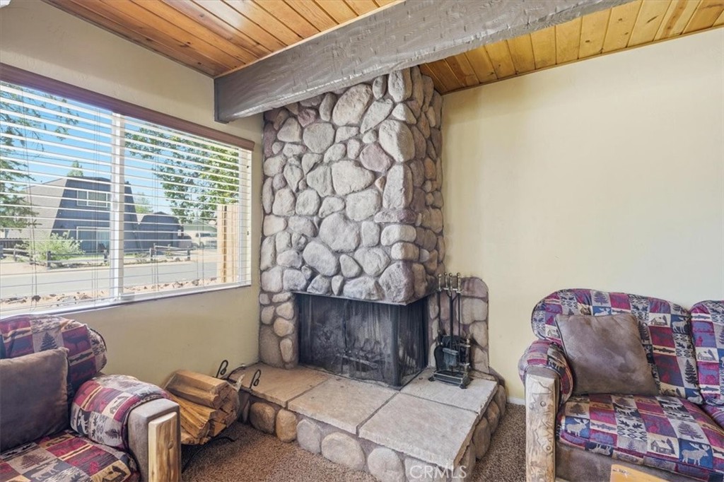 1081 Gold Mountain Drive Property Photo 7