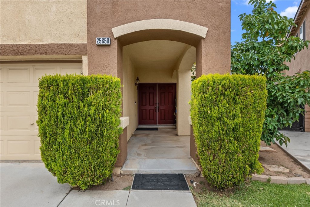 25850 Karisa Property Photo 3