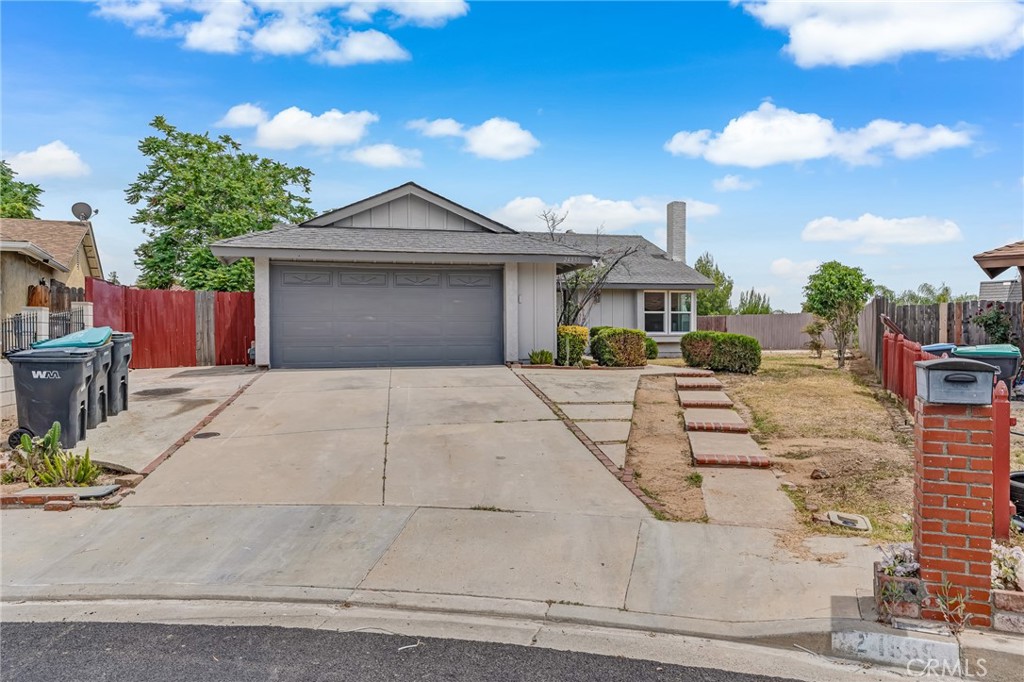 24859 Rock Springs Property Photo 1