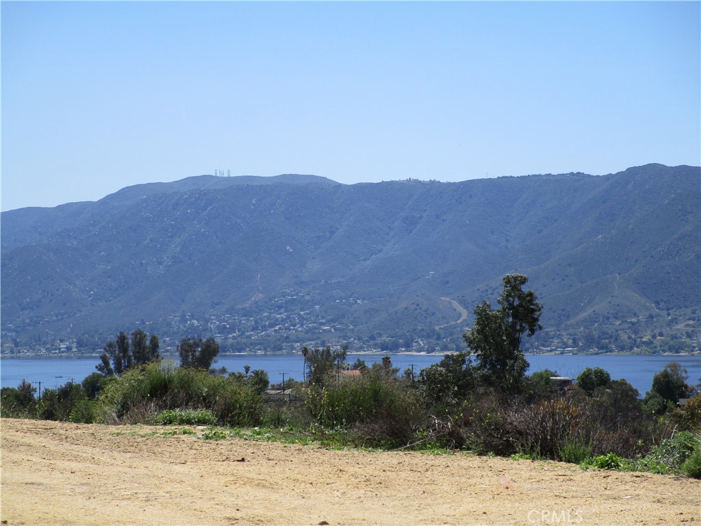 0 Gunder Avenue Property Photo 8