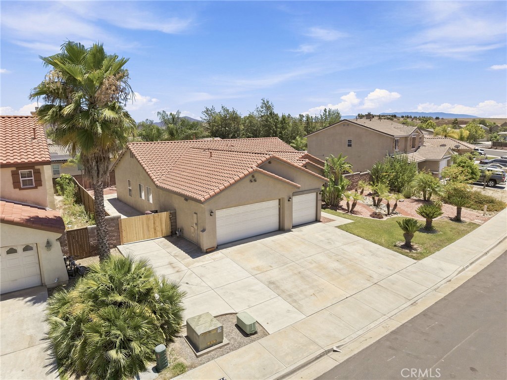33380 Dolomite St. Property Photo 4
