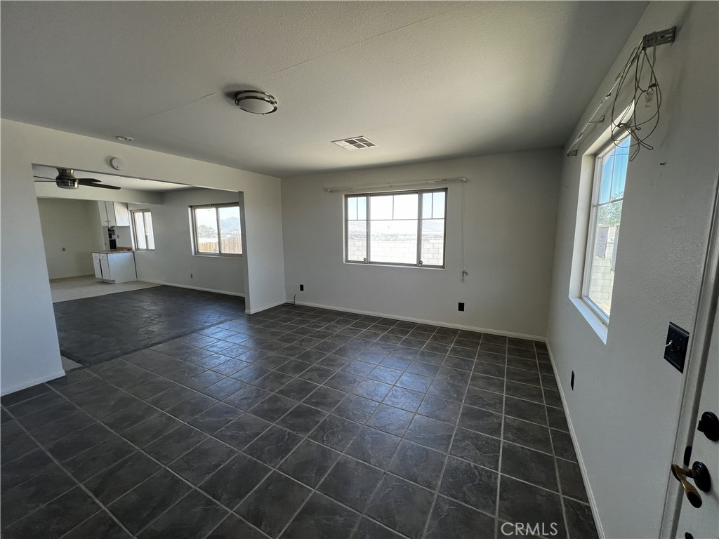 9404 Mesa Property Photo 2