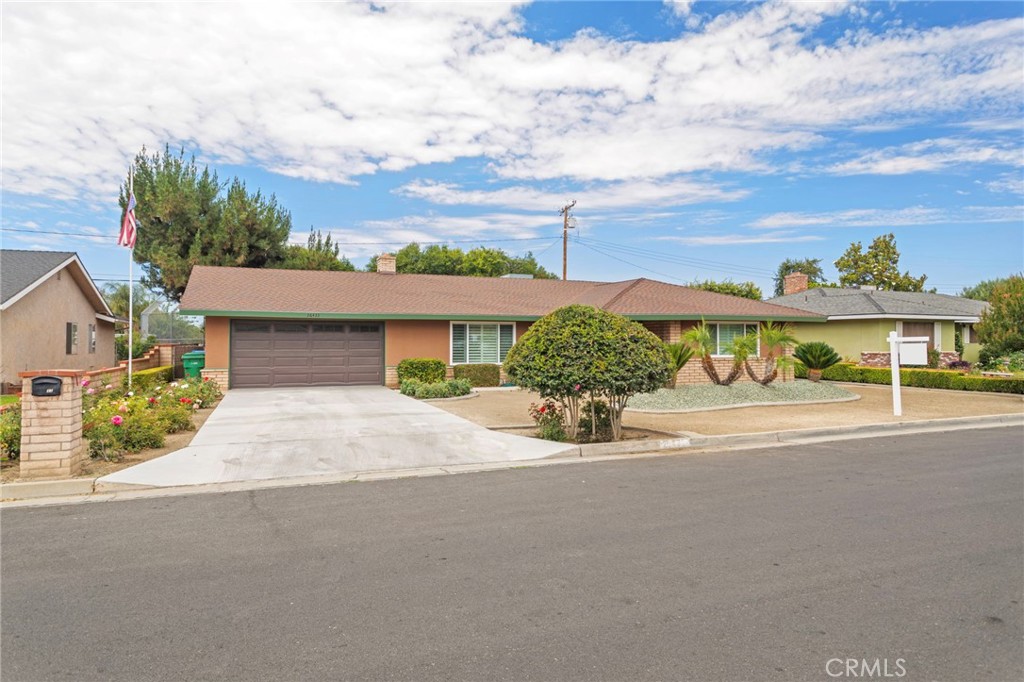 26433 Chestnut Drive Property Photo 1