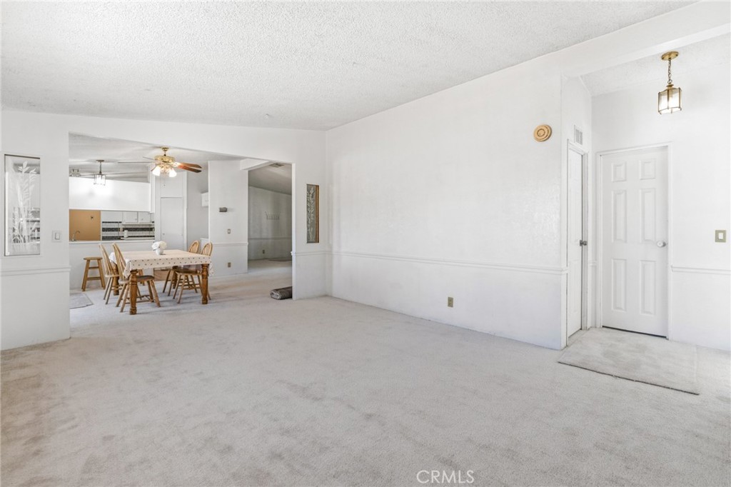 10164 White Property Photo 9