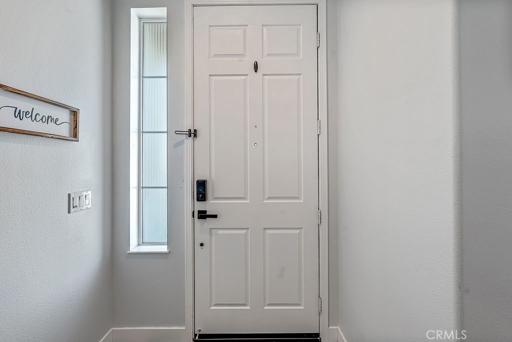 1187 Wisteria Property Photo 4