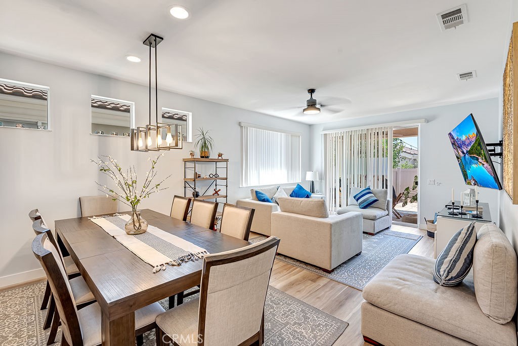 1187 Wisteria Property Photo 8