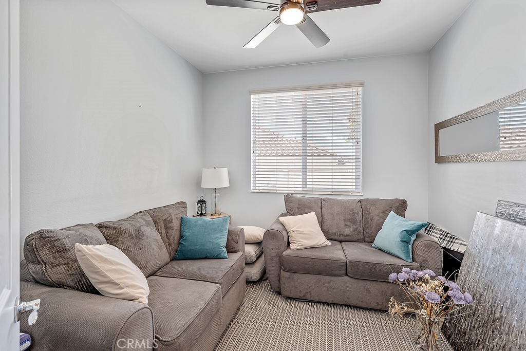 1187 Wisteria Property Photo 14