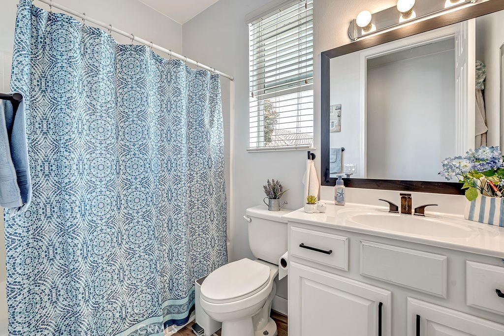1187 Wisteria Property Photo 16