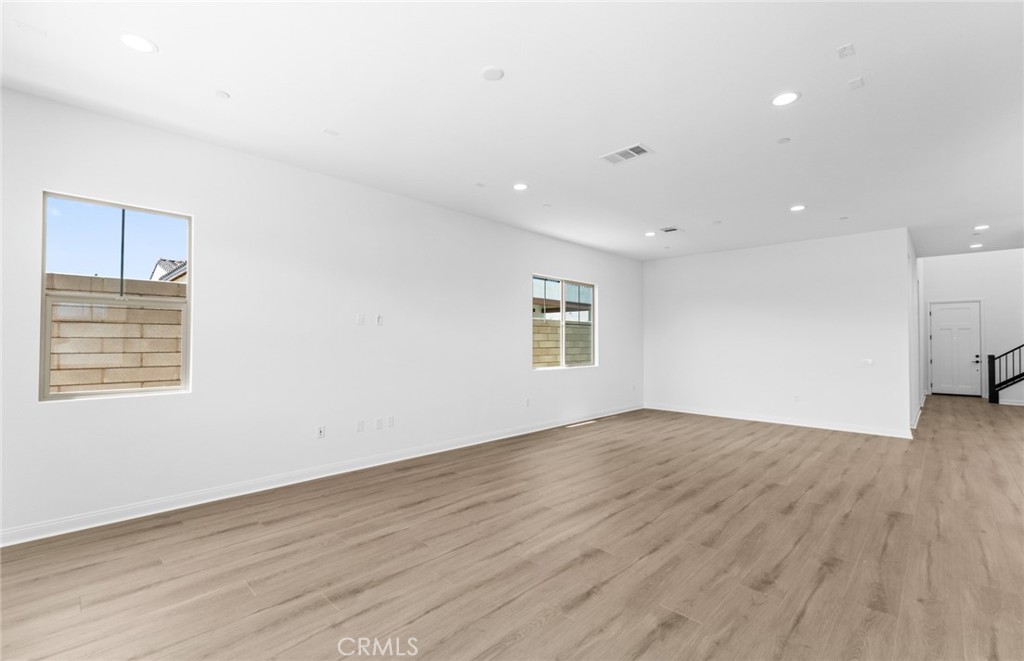 583 Corkscrew Road Property Photo 4