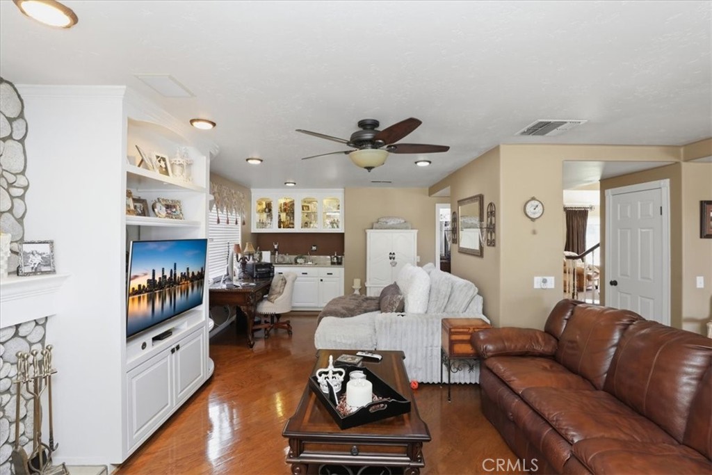 1210 Versailles Property Photo 20