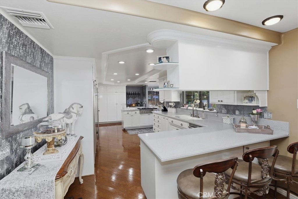 1210 Versailles Property Photo 26