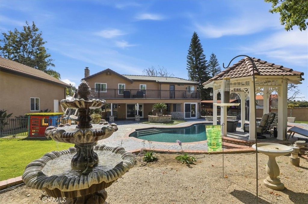 1210 Versailles Property Photo 46