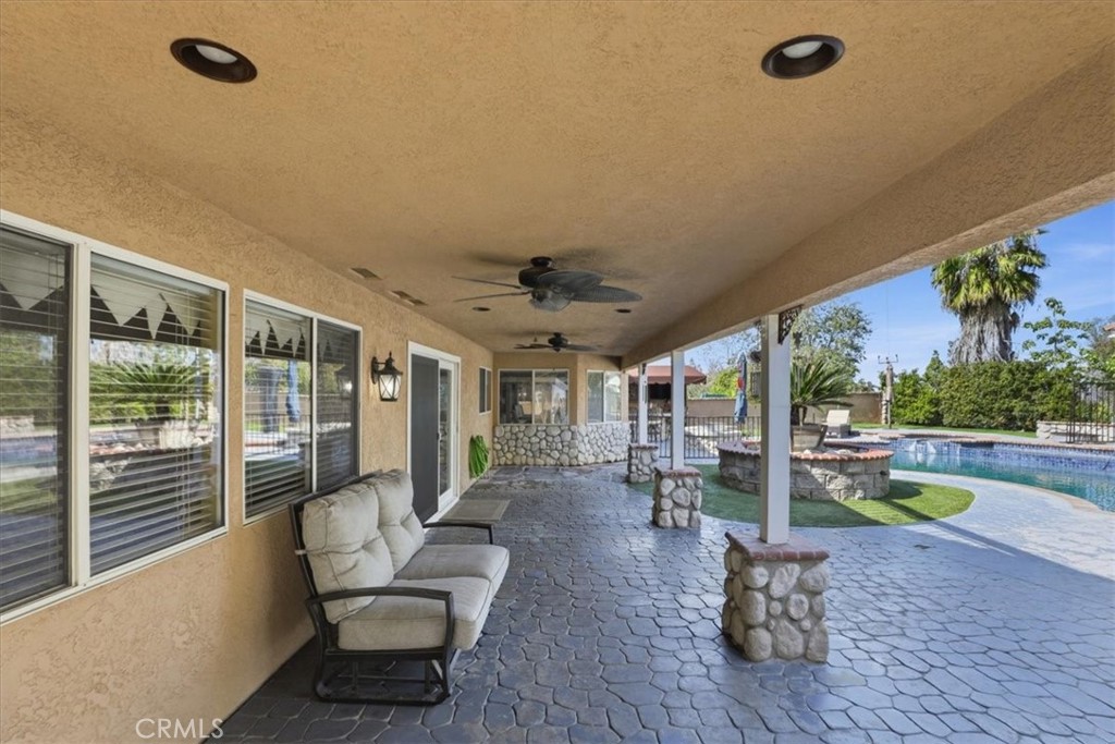 1210 Versailles Property Photo 51