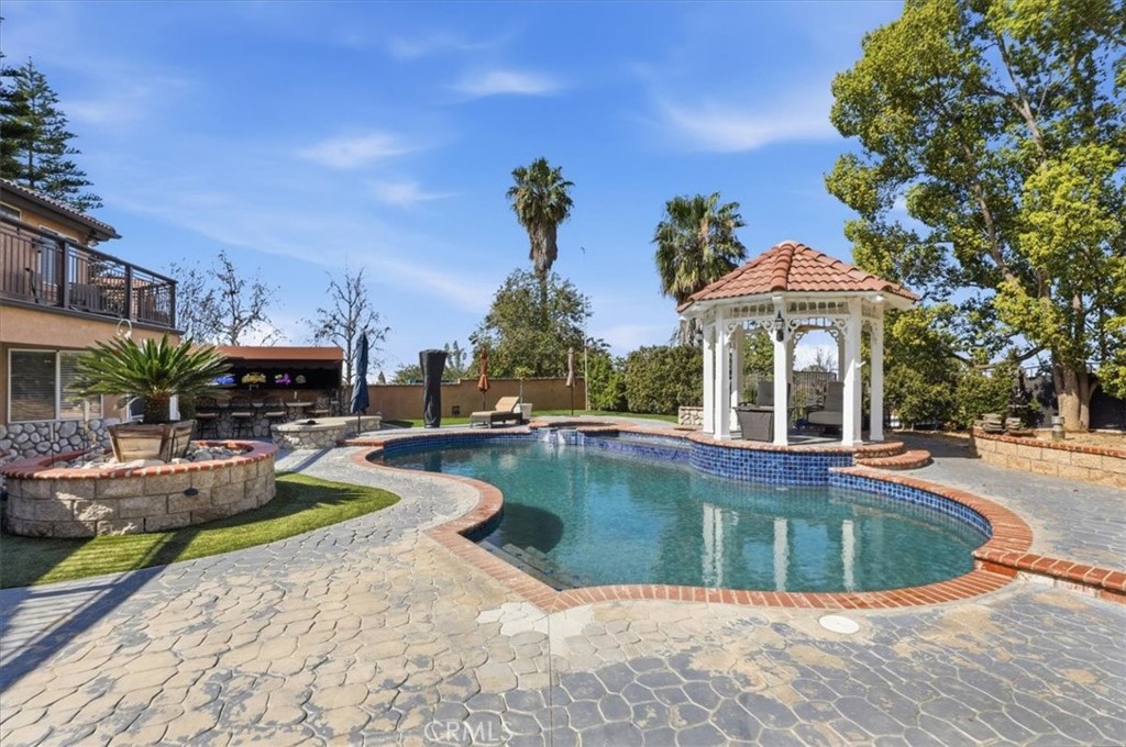 1210 Versailles Property Photo 66