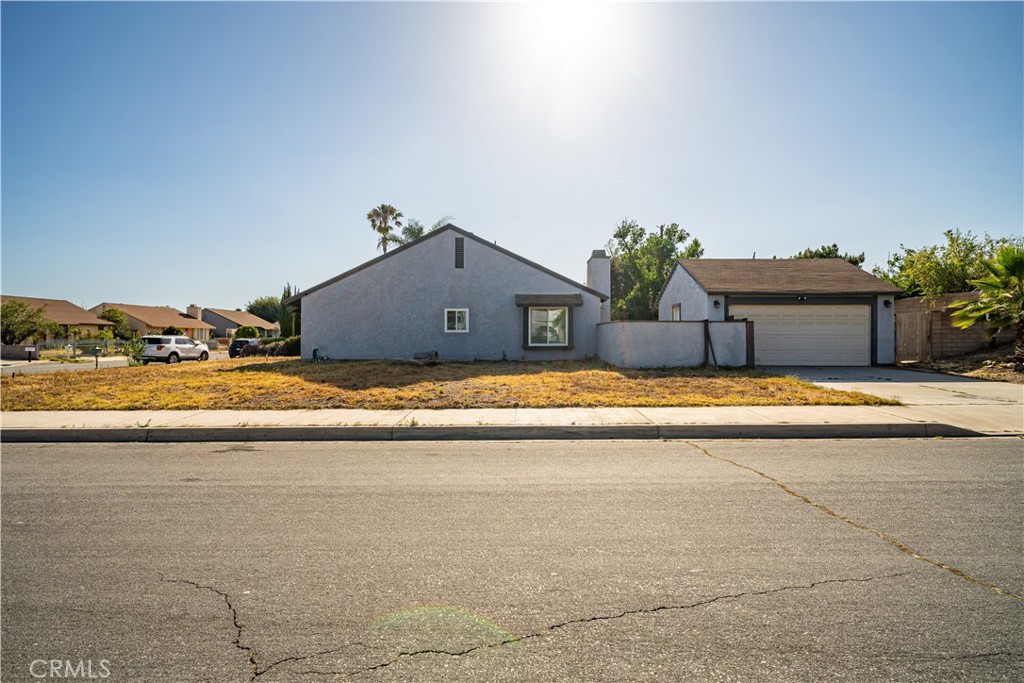 1328 W Jackson Property Photo 3