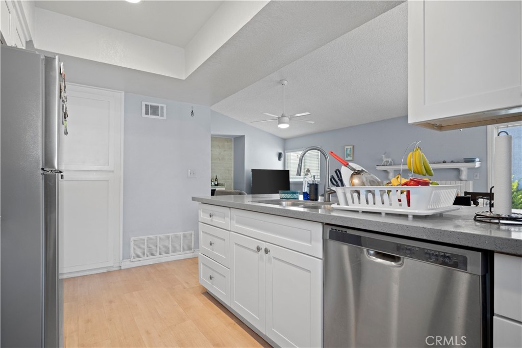 1328 W Jackson Property Photo 12