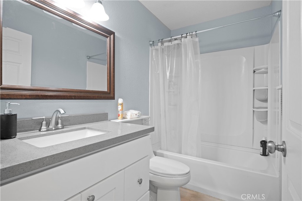 1328 W Jackson Property Photo 14