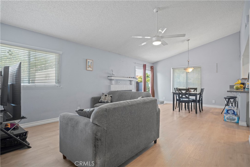 1328 W Jackson Property Photo 17