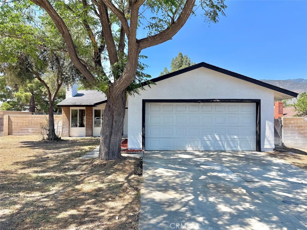 1334 Jeffrey Way Property Photo 2